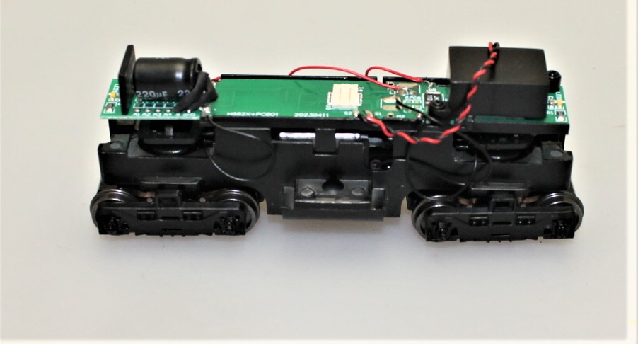 (image for) COMPLETE CHASSIS (HO 44 TON SWITCHER) - BLACK DCC/SV